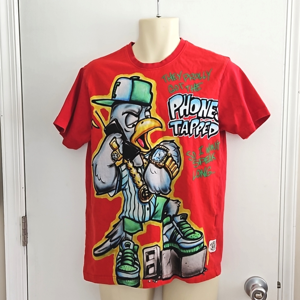 Hustle Gang Phones Tapped Shirt Size M